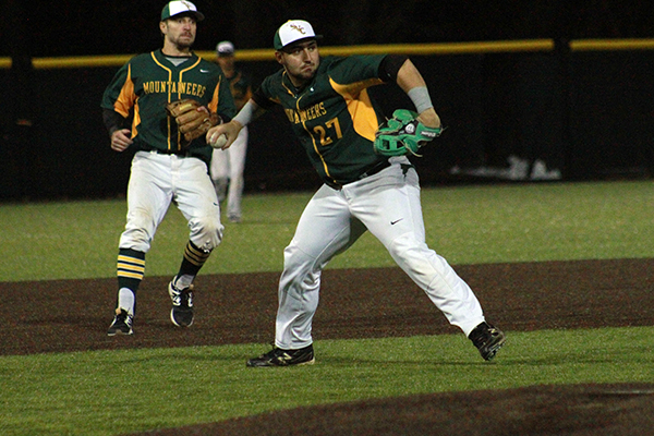 rob spatafore throws to first
