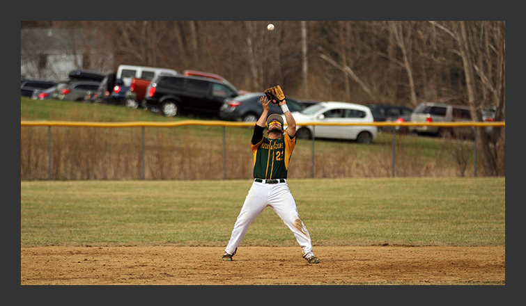 Baseball’s Home Opener Spoiled by 12-9, 11-5 Losses to Becker