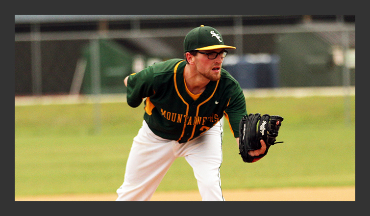 Baseball Tops Dean 9-8, 9-2 for NECC Road Sweep