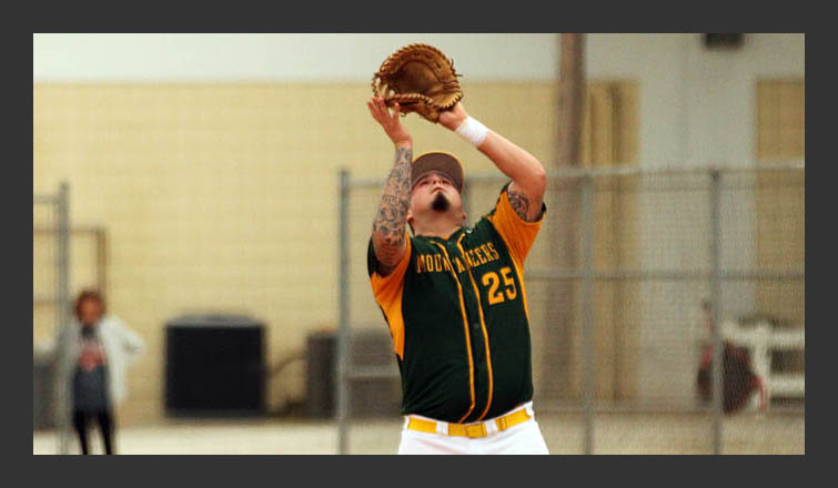 Baseball Splits Regular Season-ending Doubleheader With Eastern Nazarene, Wins 4-3 Before Falling 5-1