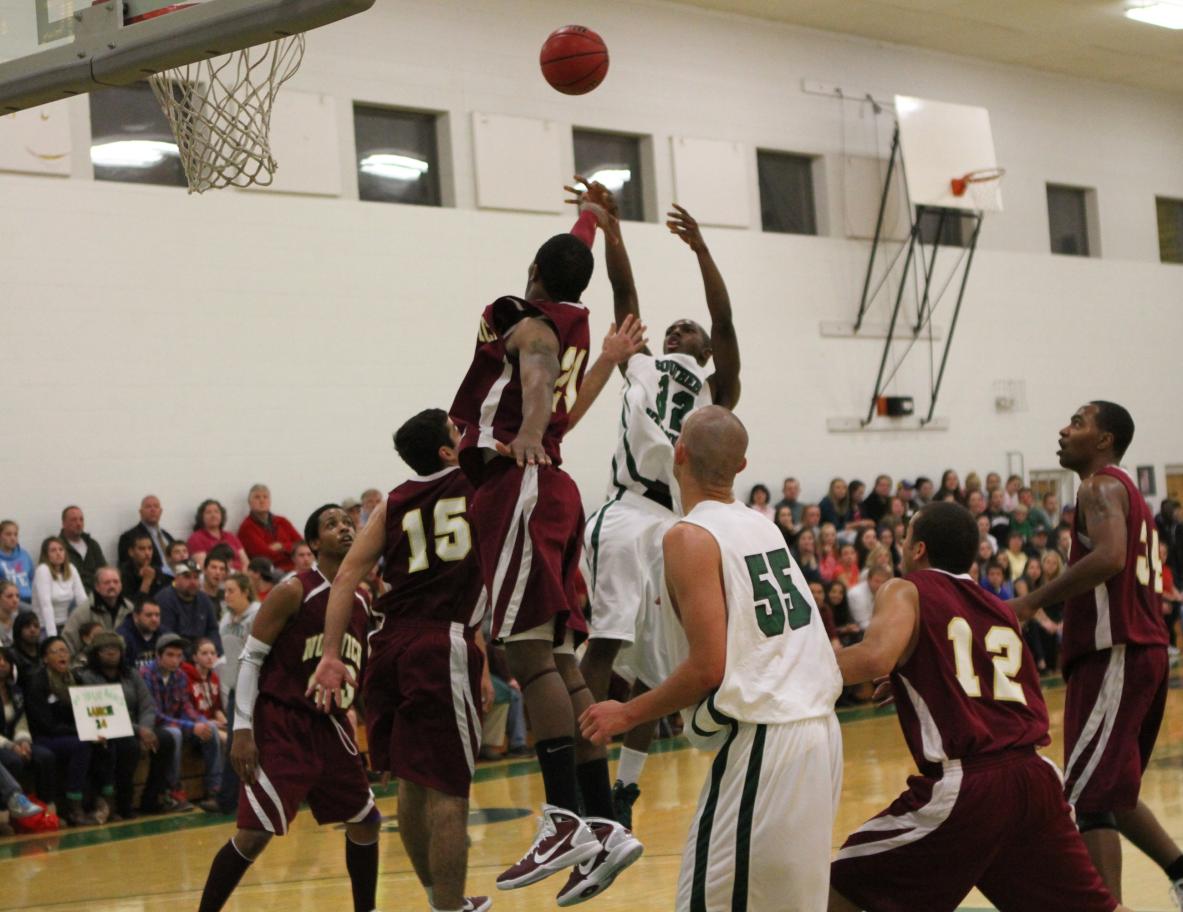 Photo for SVC Men’s Basketball Victorious in Norwich Season Tip-Off image 5