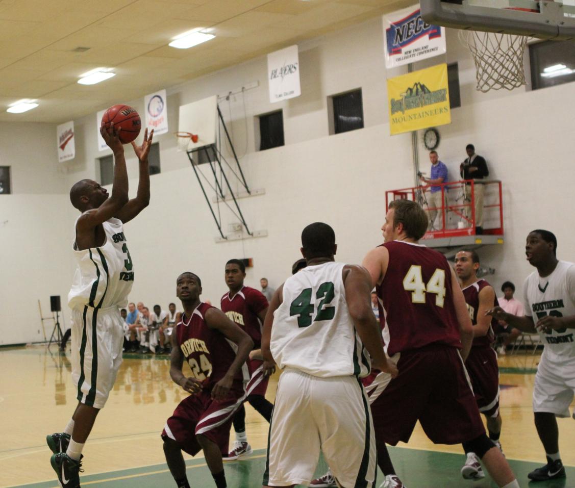 Photo for SVC Men’s Basketball Victorious in Norwich Season Tip-Off image 14