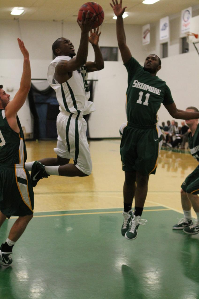 Photo for SVC Mountaineers MBB & Skidmore Thoroughbreds Tie NCAA All-Divisions Record with 7OT Barnburner Thriller image 14
