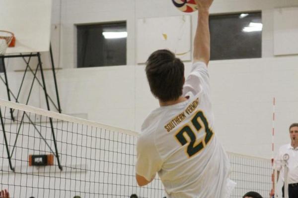 A Splitting Weekend for Men's Volleyball