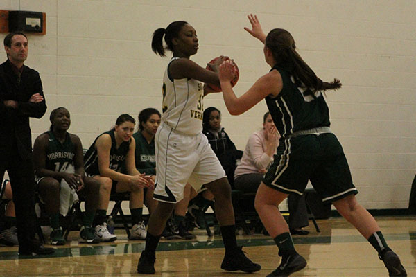 Women's Basketball Tops Morrisville 57-54 with Late Free Throws