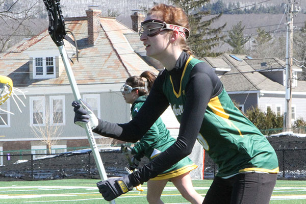 Women's Lacrosse Edges Mitchell 14-12 for NECC Road Victory