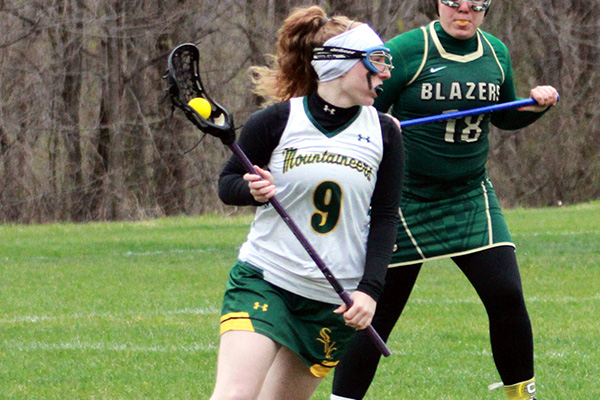 No. 3 Women's Lacrosse Grabs Program's First-ever Playoff Win with 18-10 Defeat of No. 6 Elms