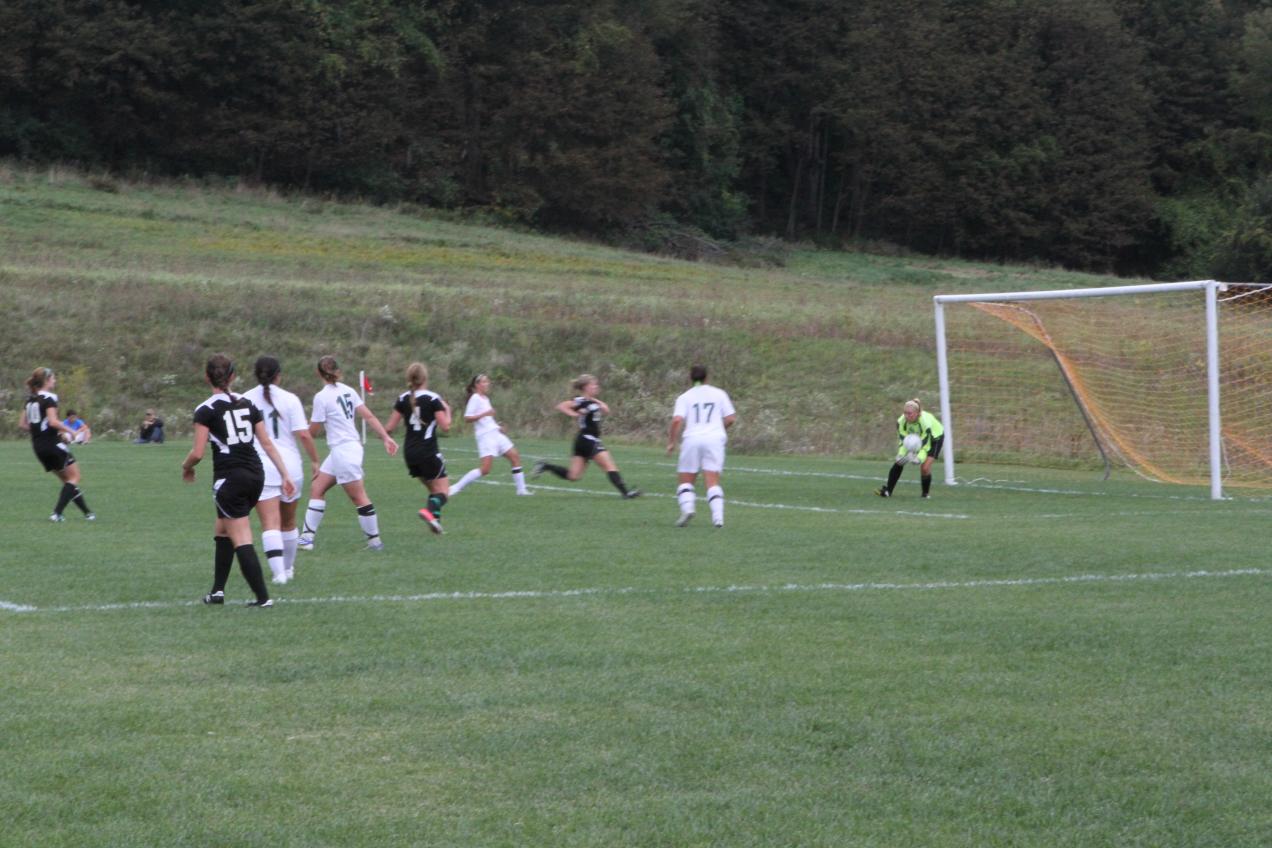 Women's Soccer Loses Heartbreaker to Lesley, 2-1