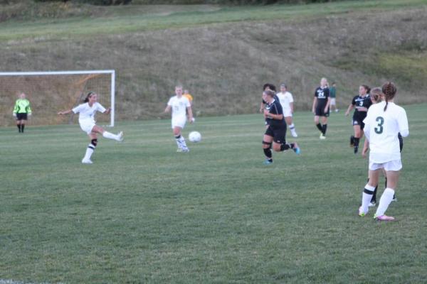 Women's Soccer Continues Success, Wins 2-0 Over Morrisville State