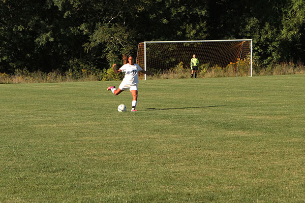 Women's Soccer Victorious 3-1 at Becker in Conference Contest