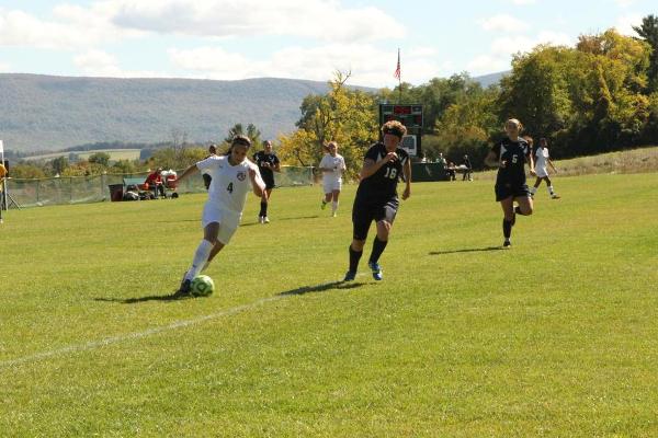 Women's Soccer Takes Down Daniel Webster 7-0