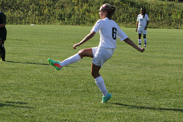 Women's Soccer Wins Third Straight with 4-0 Victory at Wheelock