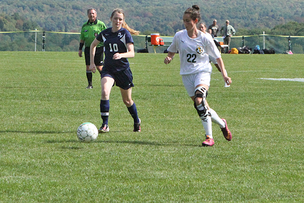 Women's Soccer Downs Daniel Webster 6-0 to Open NECC Play