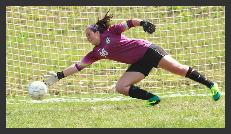 mascari leaps for the ball