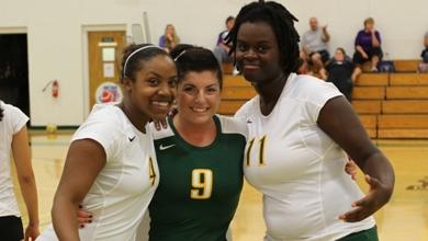 Hall (4), Hogue (9), Smith (11)