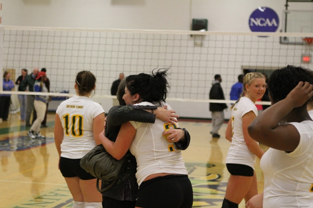 Hogue (9), President Gross