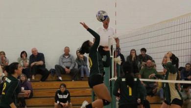 Women’s Volleyball Ties School Win Record