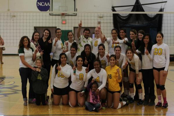 Women's Volleyball Completes Perfect NECC Season with 3-0 Win over Lesley