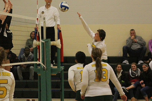 Newbury Sweeps Women's Volleyball 3-0 in NECC Tilt