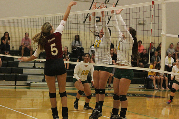 Women's Volleyball Knocked Off 3-1 by Norwich in Home Opener